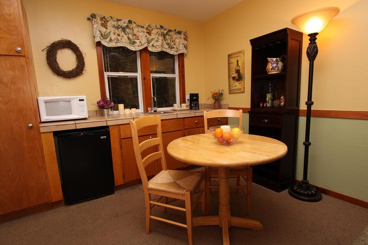 Fern Grove Cottages Guerneville Esterno foto